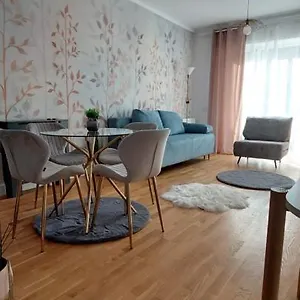 Apartament Luxury New Private Parking, Bucureşti